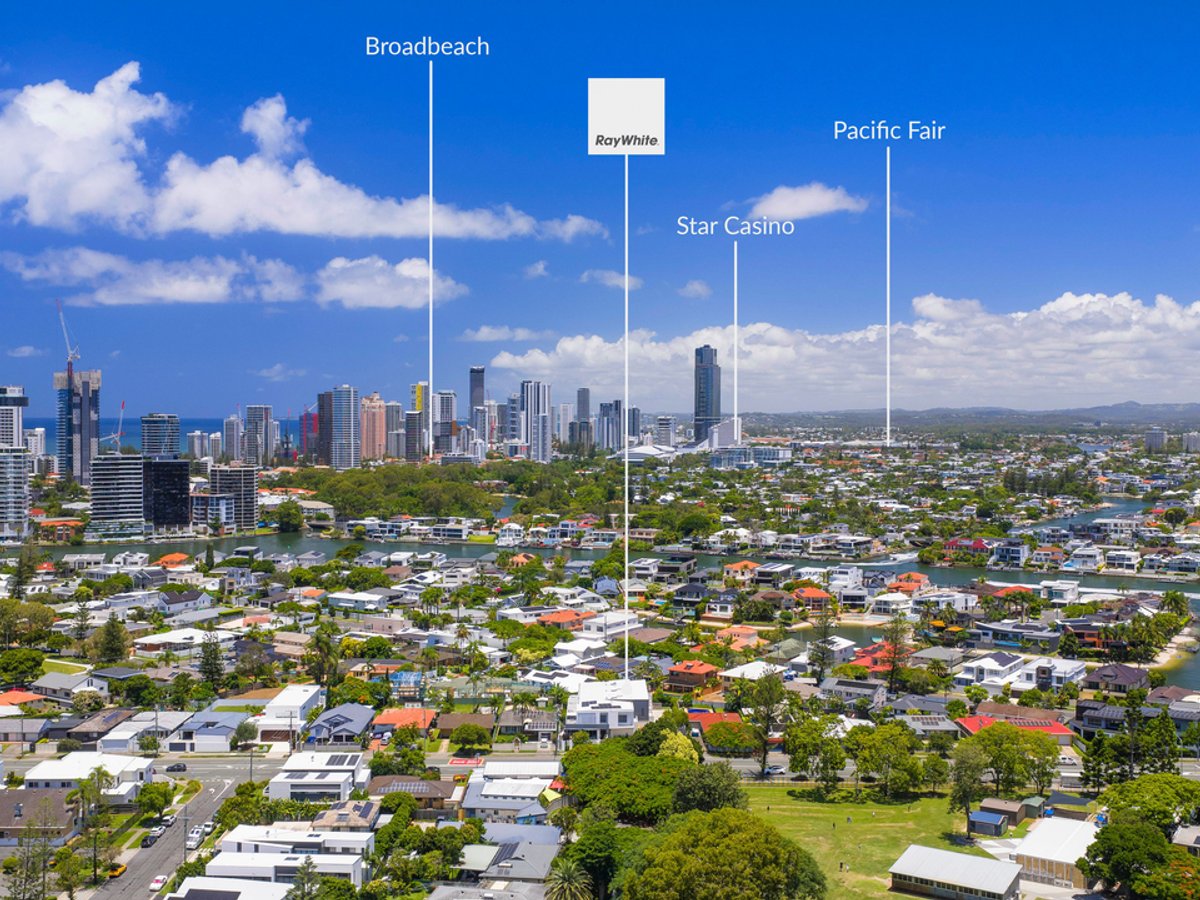 40 Via Roma, Isle Of Capri - Image 1