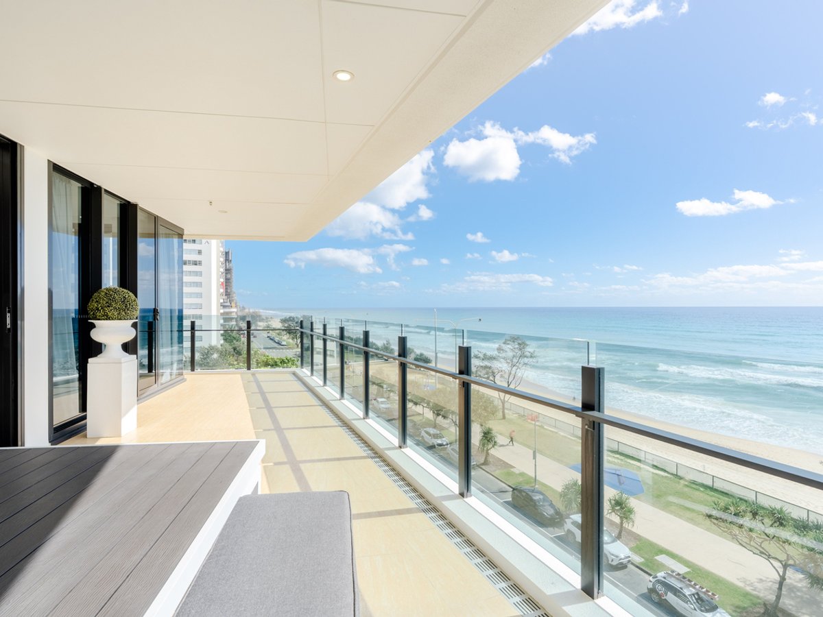116 The Esplanade, Surfers Paradise - Image 1