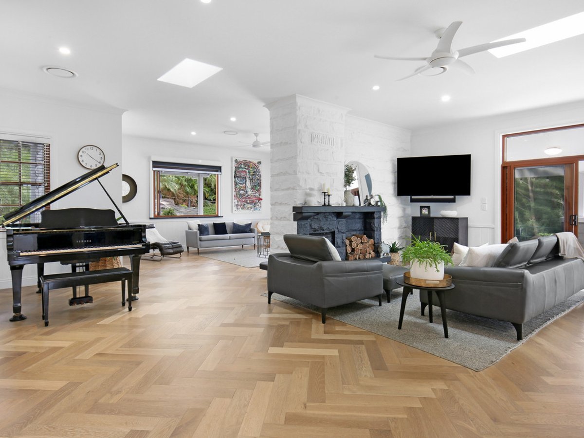 23 Julie Way, Mudgeeraba - Image 1