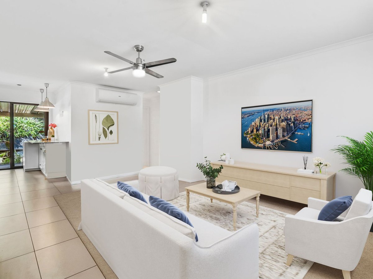 18 Columbia Court, Oxenford - Image 1