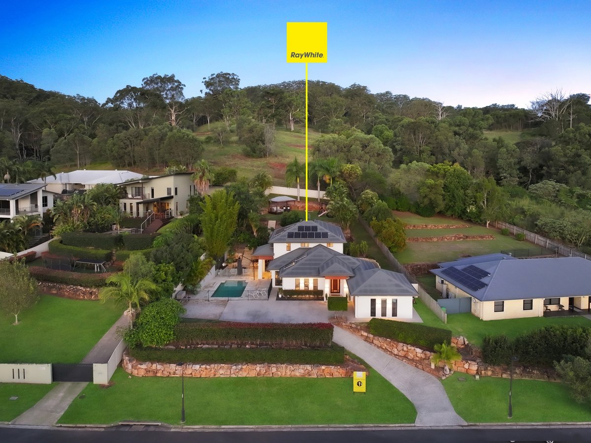 13 Finnagin Drive, BONOGIN - Image 1