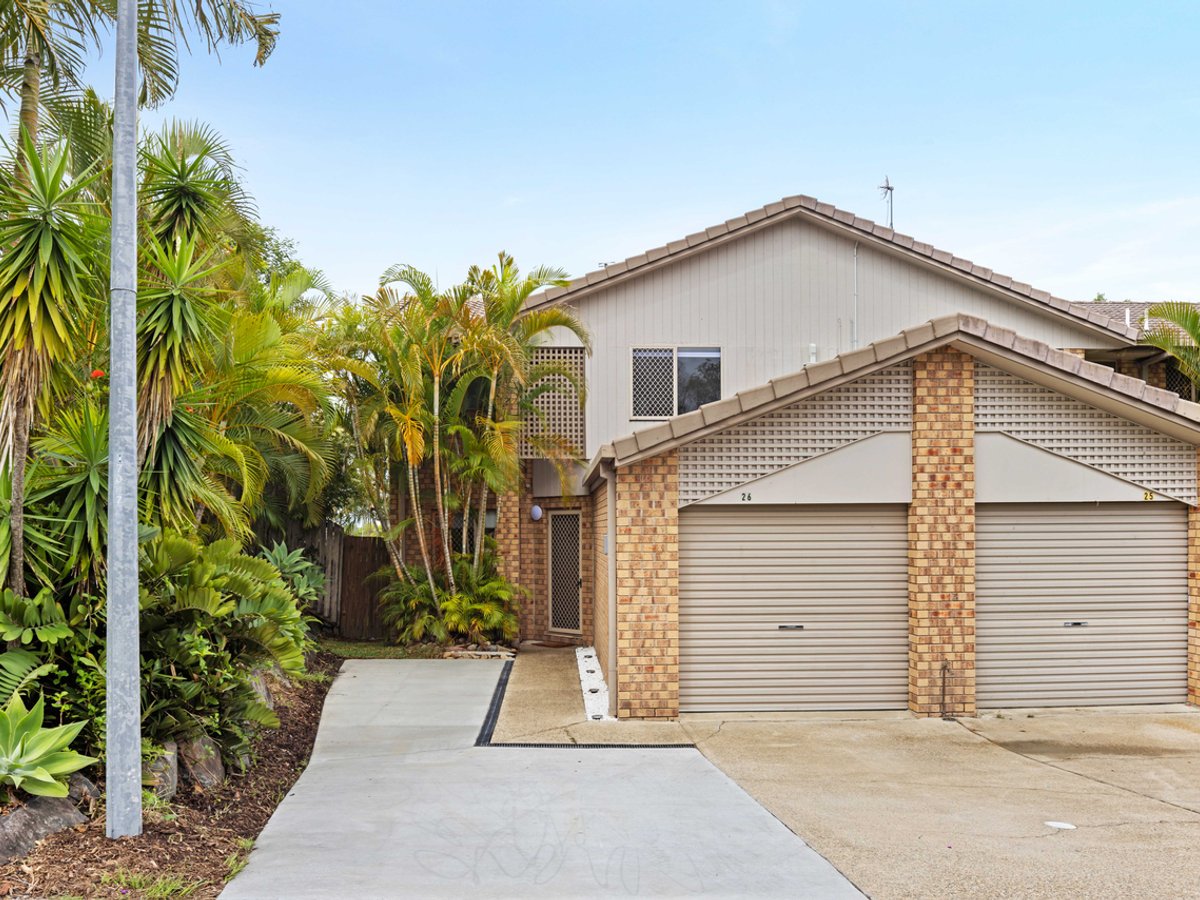 6-10 Bourton Road, MERRIMAC - Image 1