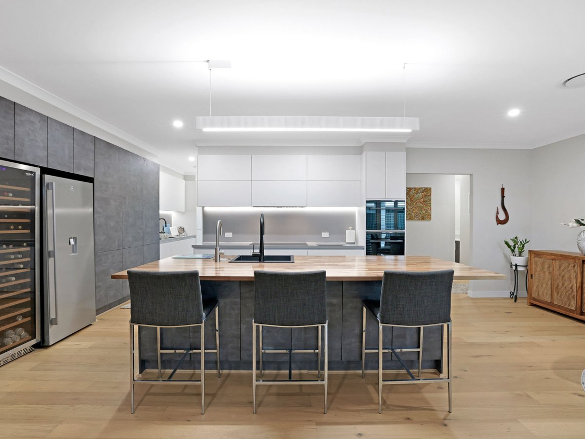 44 Treeline Circuit, Upper Coomera - Image 1