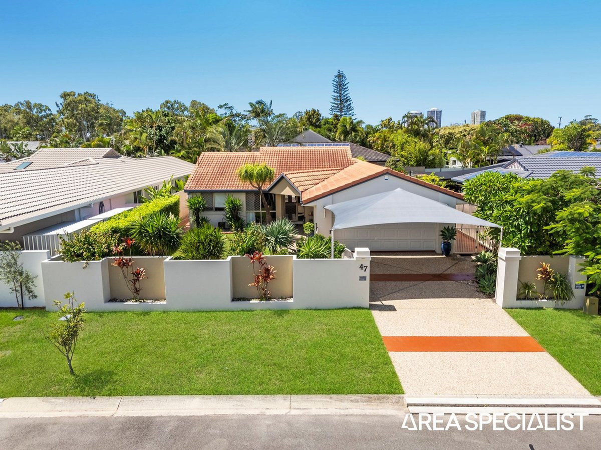 47 Anchorage Way, Runaway Bay - Image 1