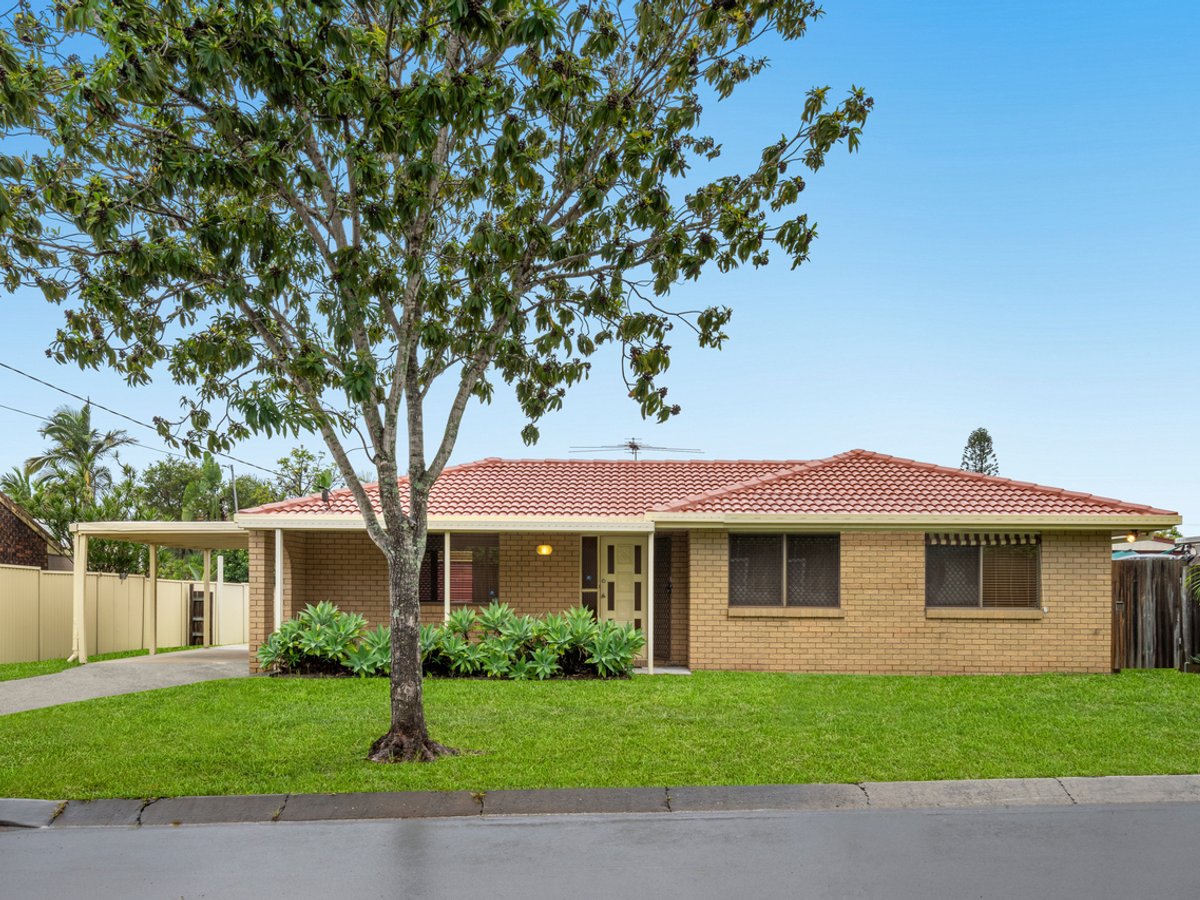 37 Harding Boulevard, MOUNT WARREN PARK - Image 1