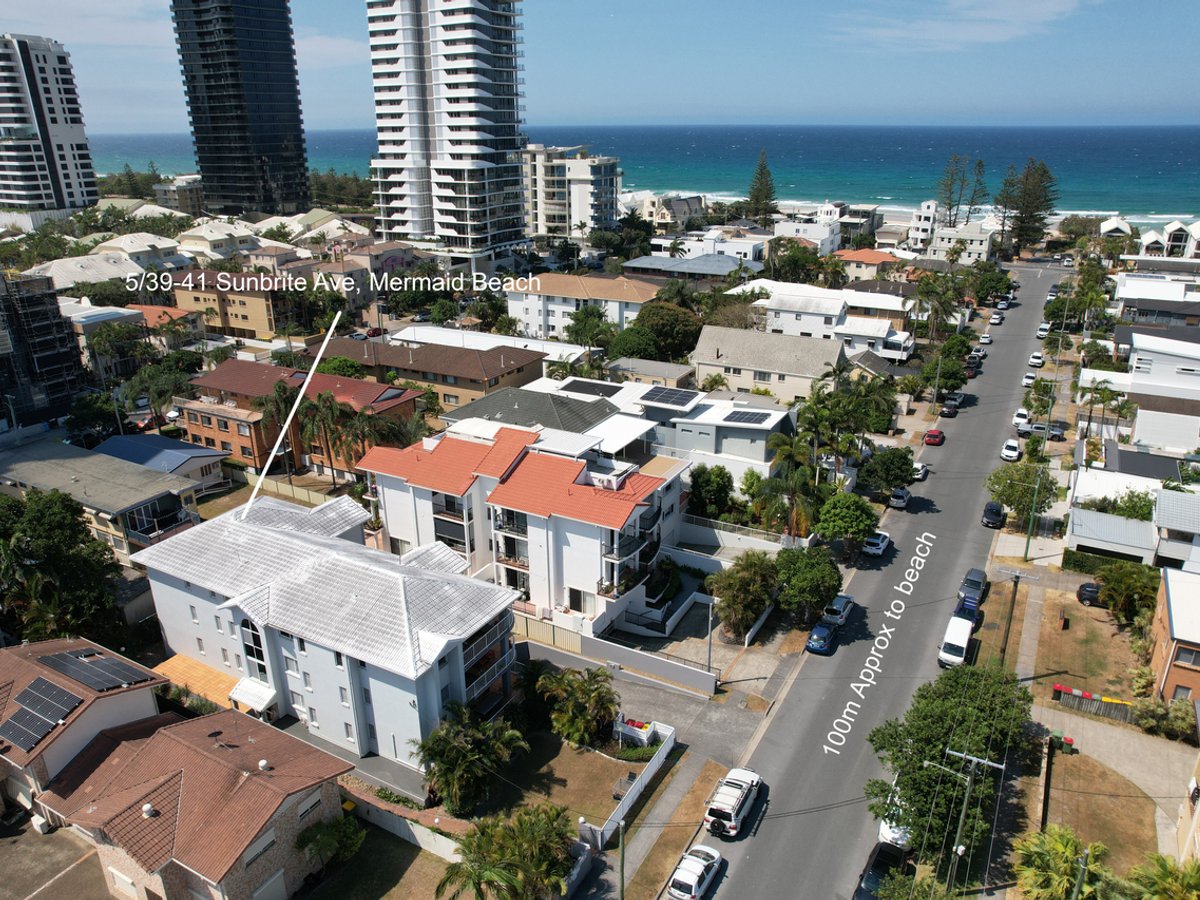 39-41 Sunbrite Avenue, MERMAID BEACH - Image 1