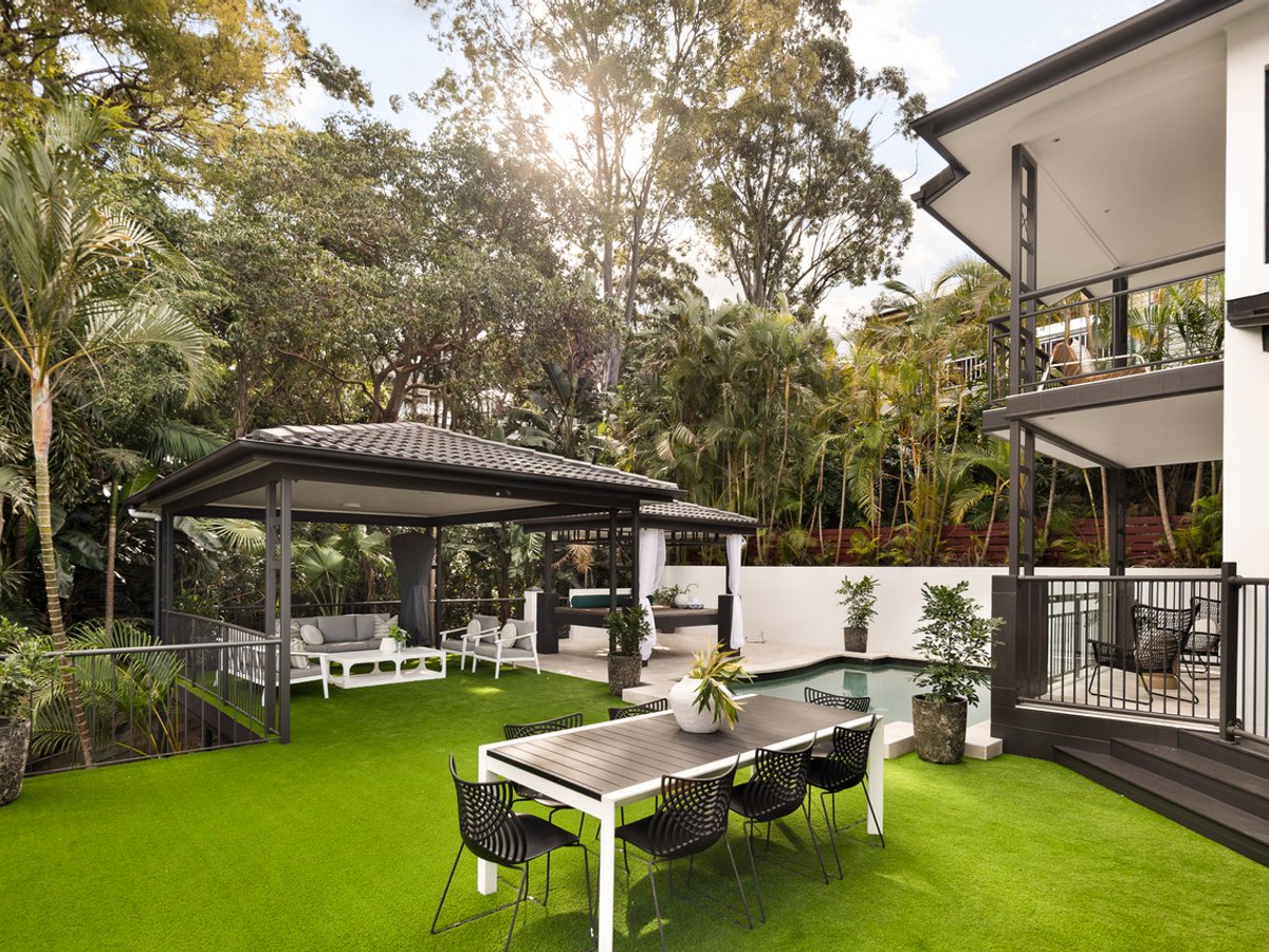 86 Gracemere Street, NEWMARKET - Image 1