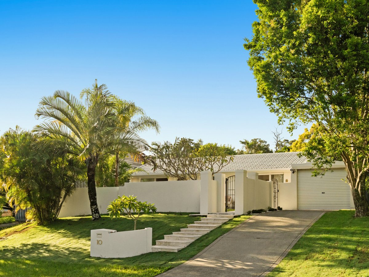 10 Paul Court, Carrara - Image 1